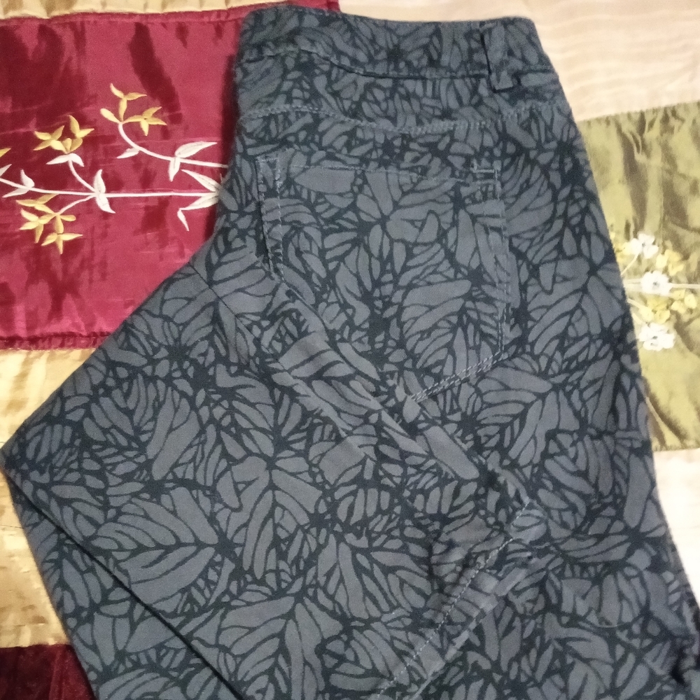 STYLE & COM. DENIM - Picture 2 of 3